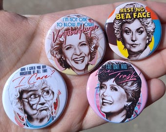 Juego de 4 botones retro Golden Girls de 3,8 cm. Idea de regalo divertida para millennials de la generación X. Nostalgia de los 80. Pins clásicos de comedias de Betty White.
