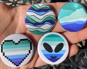 Spille da 1,5" con bandiera dell'orgoglio vittoriano MLM / Amore gay discreto / Potenziamento LGBTQ+ / Piccoli pensierini carini per uomini / Supporto queer