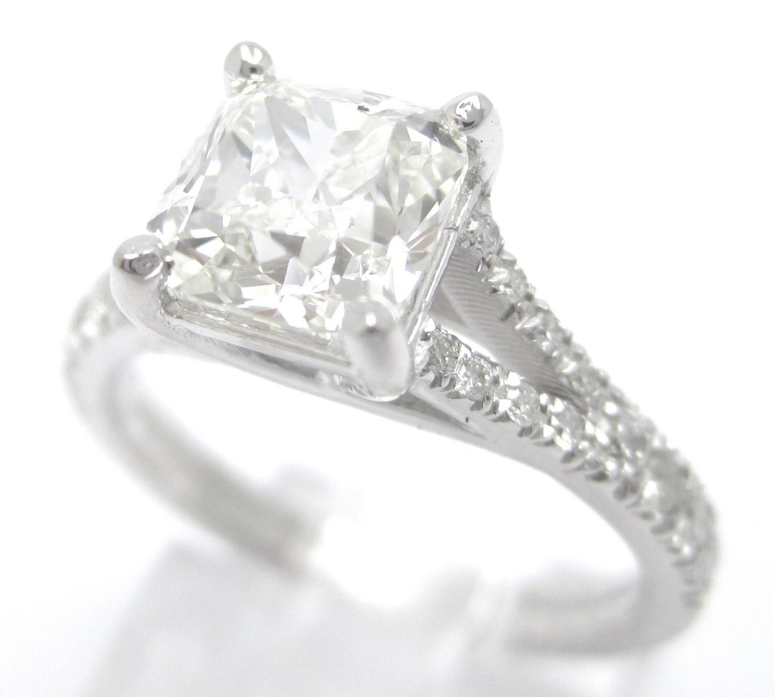 1.65ctw CUSHION Cut Split Shank STYLE Diamond Engagement Ring Etsy