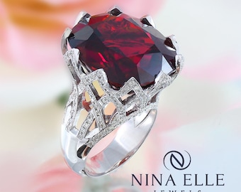 Spectacular 30ct large natural garnet and diamonds birthstone ring