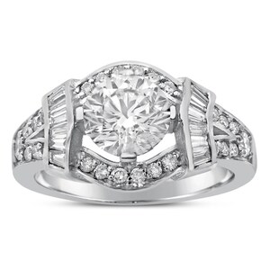 Round cut antique style diamond engagement ring with baguettes R204 image 4