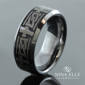 Men&#39;s Black Beveled Edge Tungsten Wedding Band With Celtic Inlay Design