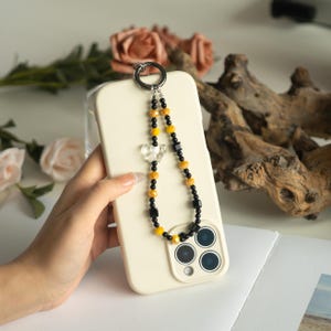 Bumble Bee Glass Beaded Phone Charm,Phone Chain,Wrist Bracelet,Birthday Gift,Y2K,Phone Strap,Cell Phone Charm,Camera Strap