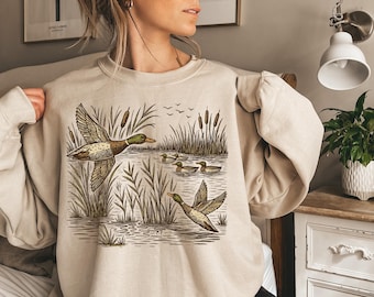 Retro Mallard Ducks Fall Sweatshirt, 90s Waterfowl Duck Outfit, Vintage Ducks Shirt, Mallard Duck Sweater, Vintage Fall Hoodie