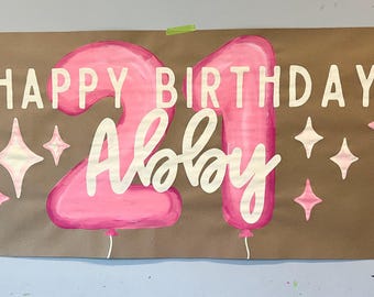 Bannière d&#39;anniversaire en papier brun peinte à la main
