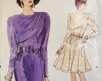 Patrón de costura vintage sin cortar de Vogue de los años 80, modelo 7355, vestido de mujer con superposición plisada, talla 14.