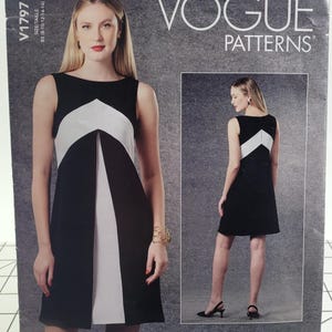 Uncut Vogue Sewing Pattern 1797 Tom and Linda Platt Misses Color-Blocking Dress w/Back Zipper Size 8-10-12-14-16