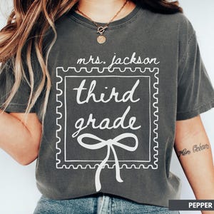 Custom Third Grade Teacher Shirt Back to School Teacher Shirt 3rd Grade Personalized Teacher Name Shirt New Teacher Gift Coquette Teacher
