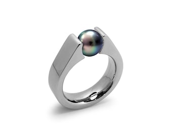 AMORE High mounting ring with tension set black pearl in stainless steel by Taormina Jewelry