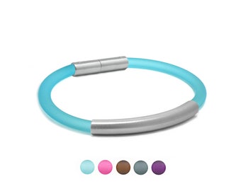 FROSTED colored tubular 5mm rubber bracelet with curved element & bayonet twist clasp in stainless steel by Taormina Jewelry