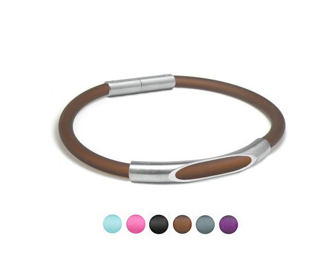 FROSTED colored tubular rubber bracelet with bayonet clasp & center see through element in stainless steel, 5mm by Taormina Jewelry
