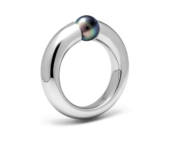 Black Pearl Tension Set Tapered Ring in Stainless Steel by Taormina Jewelry