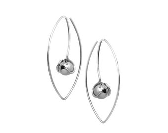 FILO Wire cat eye shaped drop earrings with Sphere in stainless steel by Taormina Jewelry