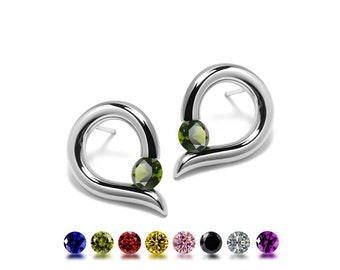 ONDE Teardrop Shaped Peridot Stud Earrings Tension Set in Steel Stainless by Taormina Jewelry