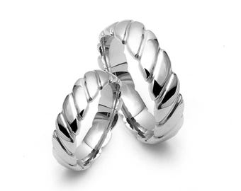 HELIX sculpted band ring in stainless steel