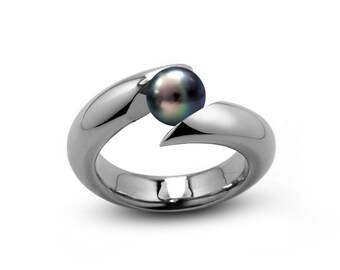 ONDE Bypass ring with tension set cultured black pearl in Stainless Steel