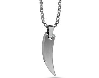 Flat claw tag amulet in stainless steel