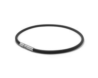 Tubular 5mm black rubber necklace with bayonet twist clasp in stainless steel