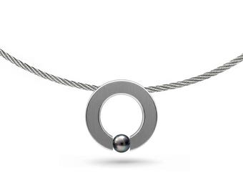 Tension Set Flat O-Ring Black Pearl Pendant Necklace | Modern Wire Twisted Rope Choker | Abbracci