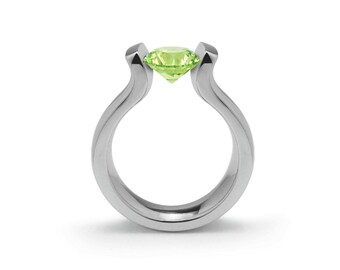 LYRE High setting ring with tension set lime cream sapphire in stainless steel