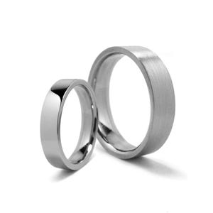 Flacher Trauringring in 2 mm 3 mm 4 mm 5 mm aus Edelstahl von Taormina Jewelry