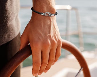 NAUTICA Rope Bracelet: Stainless Steel Carabiner Clasp, Braided Nylon