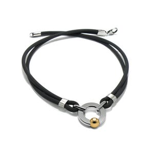 Pendentif avec joint torique en acier inoxydable | Collier en caoutchouc noir et ensemble Tension doré | Design industriel minimaliste par Taormina