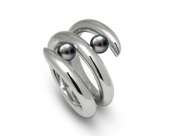 ONDE Double Bypass Ring | Tension Set Black Pearls | Architectural Luxury