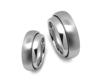 OVERLAP wedding band ring in stainless steel