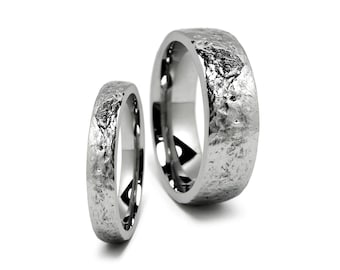 TERRA roughed sculpted band ring in stainless steel