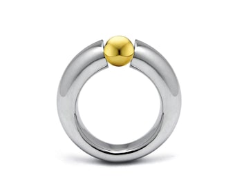 LUNA Ring tapered tubular with tension set  Gold sphere in stainless steel