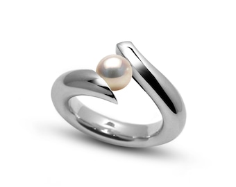 ONDE Swirl Bypass ring with tension set white pearls in stainless steel
