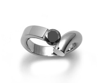 ONDE flat and tubular bypass ring with tension set black diamond in stainless steel