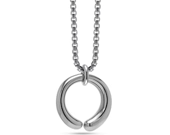 ‣ Cross Amulet Pendants