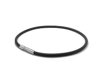 Tubular 4mm black rubber necklace with bayonet clasp in stainless steel