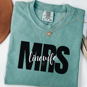 T-shirt couleurs confort femme monteur de lignes, cadeau pour jeunes mariés