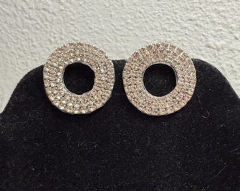 Brincos - Brincos triplos de strass em formato de círculo