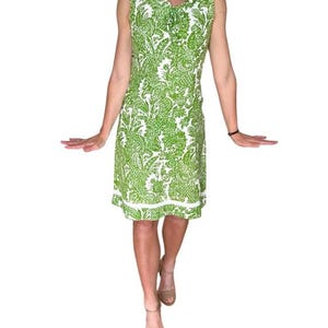 Green Paisley Shift Dress | Vintage 1960s Lilly Pulitzer Style V-Neck Mini Dress | Custom Tailored Preppy Lime Green Floral Summer Dress