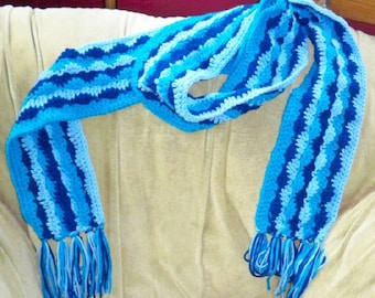 Crocheted Scarf  - 6 foot - Inv. ID w01-0202