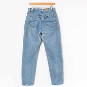 Lee | Vintage 80’s/90’s High Waisted Medium Rinse Jeans | Size 11, Mom Jeans, 100% Cotton / Tapered Leg, Classic, Minimalist, All Seasons