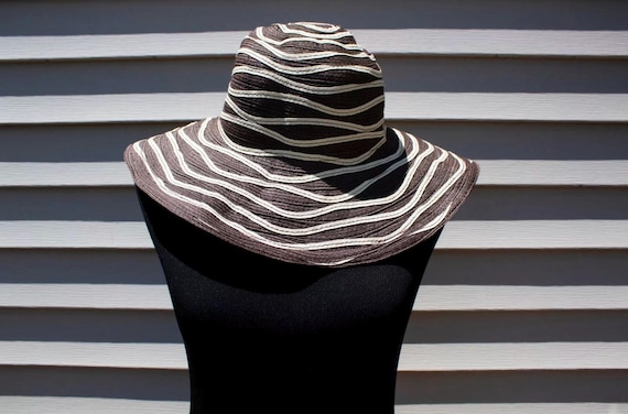VTG 80’s-90’s WOVEN WIDE BRIM HAT Vintage 90s Liza Claiborne Woven Straw Bowler Hat Round  main image 4