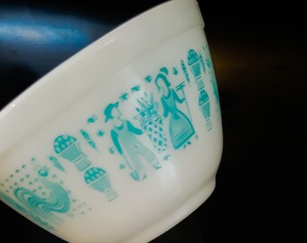 Vintage Pyrex Butterprint Mixing Bowl Turquoise  1.5 Pint 401 Amish Nesting Bowl