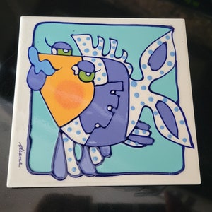 Tropical Fish Trivet Diane Artware Ceramic Beach Hoiuse Decor Blue Drum Fish Whimsical Kissy Fish 2001