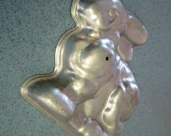 Vintage  Easter Decoration  Jello Mold Rabbit Mould Metal Aluminum Easter Bunny Mold Chocolate Tin