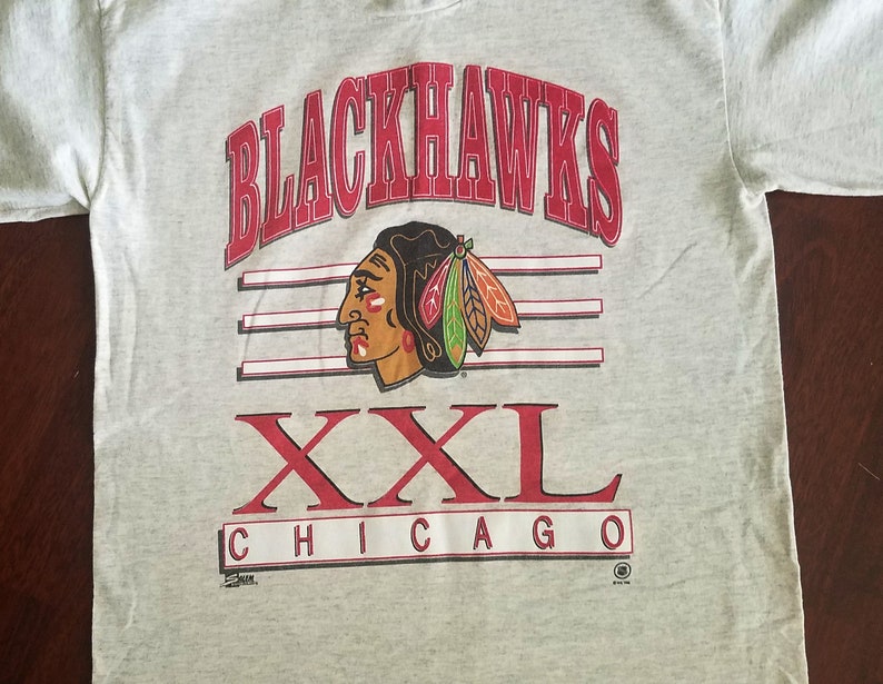 blackhawks t shirt