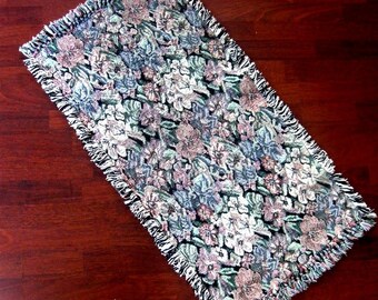 Vintage Woven Rug Tapestry Floral Fringed Hippie Boho Pastel Mint Pink Black