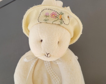 Hallmark Bunnies By The Bay Baylee 14 Inch Bunny Plushie Super Soft Cottage Country Retired