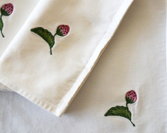 Table Napkins Strawberry Embroidery White Cotton Linens Geen Pink Set of Four