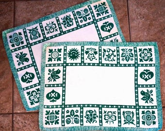 Vintage Linen Placemats Pennsylvania Dutch Folk Art Birds Hearts Sun Green White Set of Two