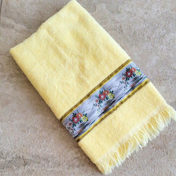 Vintage floral hand towels clearance